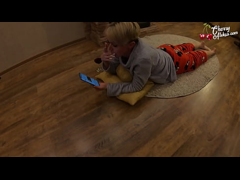 ❤️ Traks Blondīne sūc milzīgu locekli sūc un lēkā uz tā - anālais sekss ️❌ Domātais porno pie mums lv.porngifmag-com.ru ❤